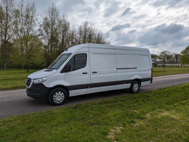 MERCEDES-BENZ SPRINTER