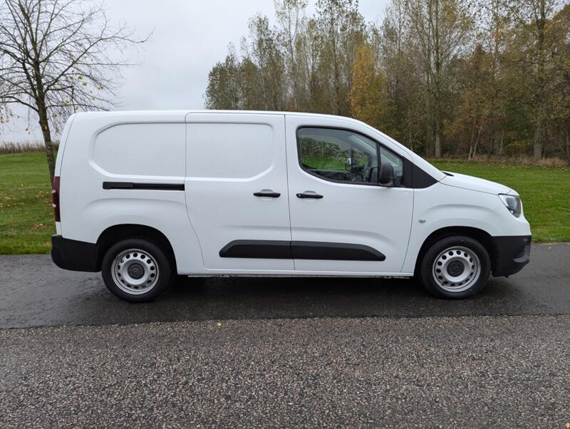 VAUXHALL COMBO