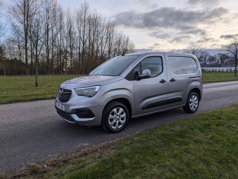 VAUXHALL COMBO