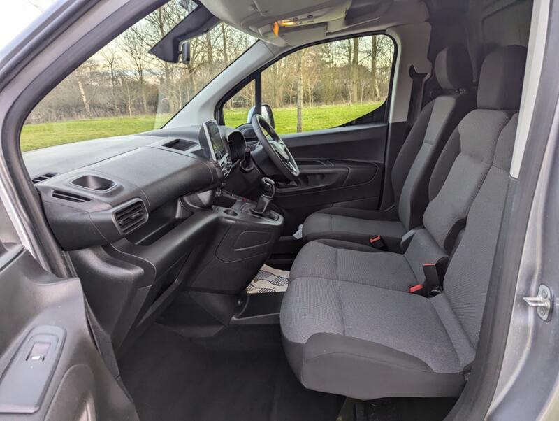 VAUXHALL COMBO
