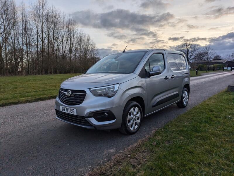 VAUXHALL COMBO