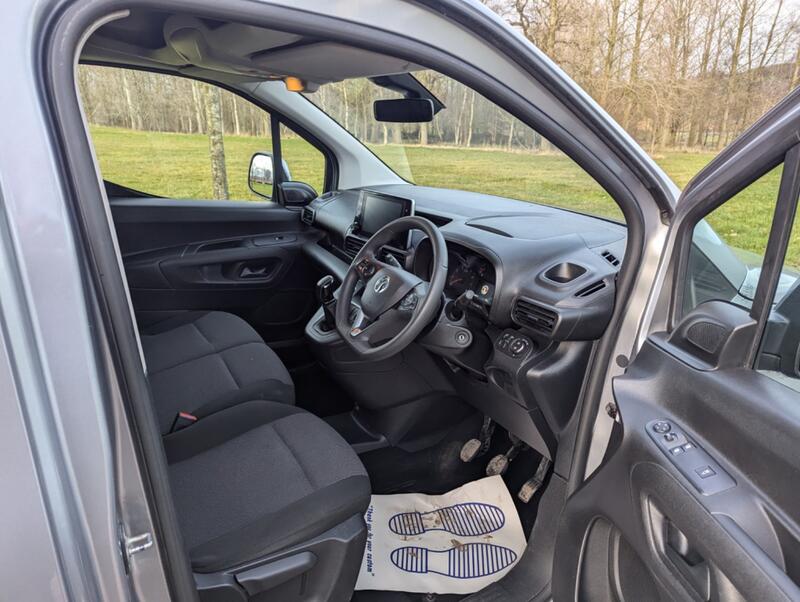VAUXHALL COMBO