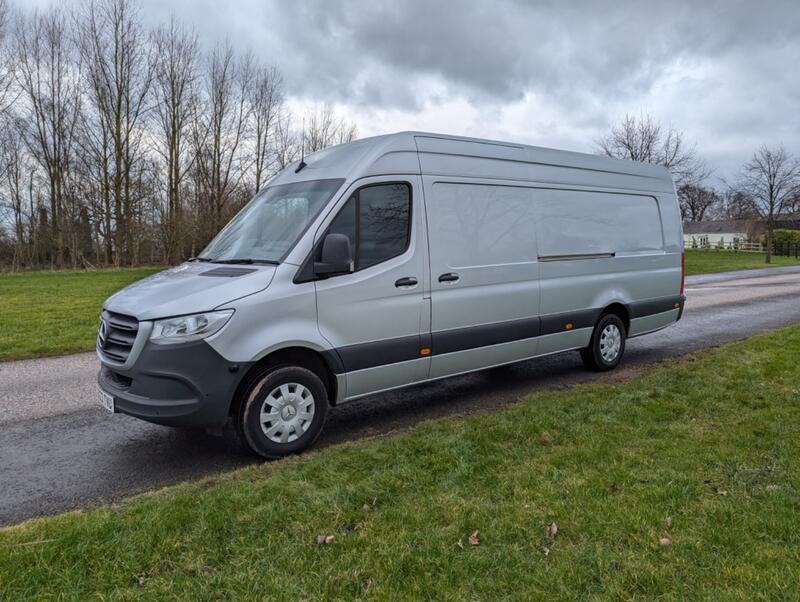 MERCEDES-BENZ SPRINTER