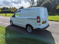 FORD TRANSIT COURIER