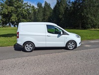 FORD TRANSIT COURIER