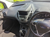 FORD TRANSIT COURIER
