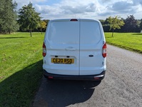 FORD TRANSIT COURIER