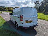 FORD TRANSIT COURIER