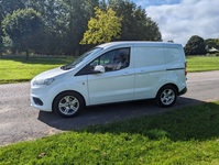 FORD TRANSIT COURIER