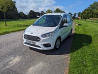 FORD TRANSIT COURIER