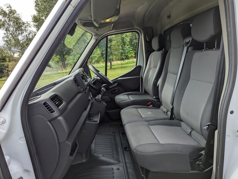 RENAULT MASTER