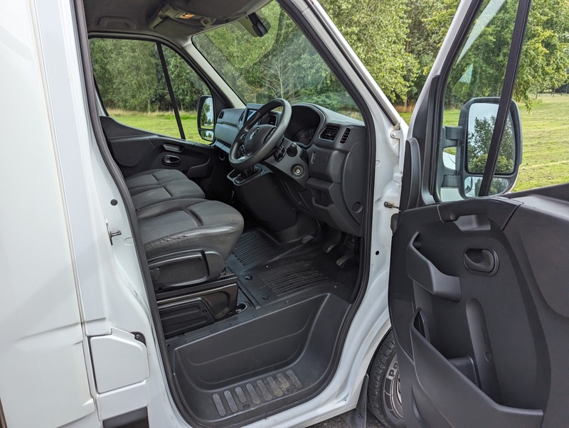 RENAULT MASTER