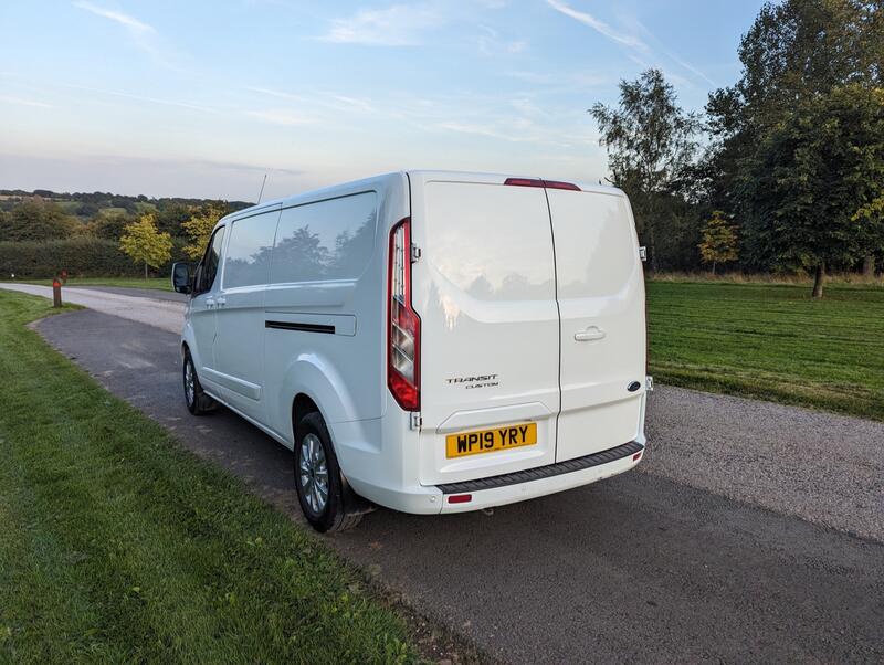 FORD TRANSIT CUSTOM