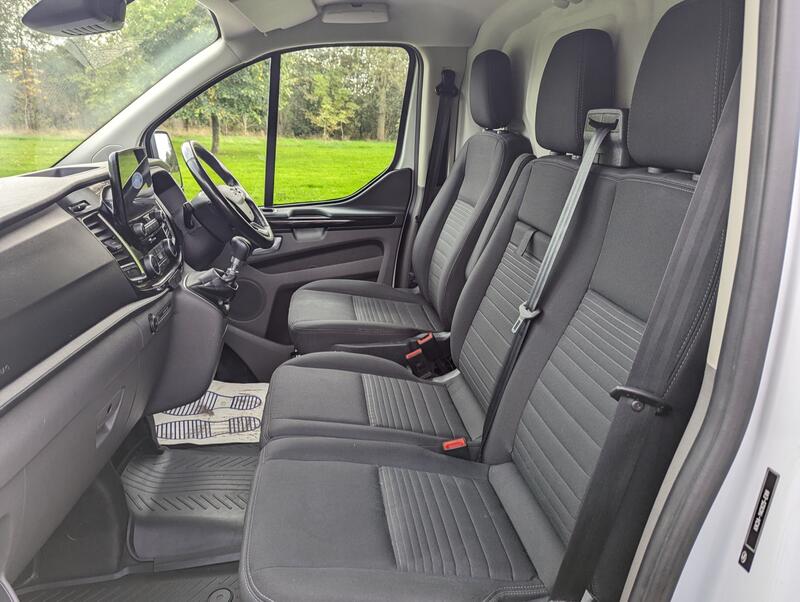 FORD TRANSIT CUSTOM
